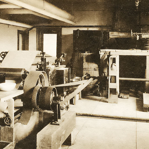 1920s pulp mill